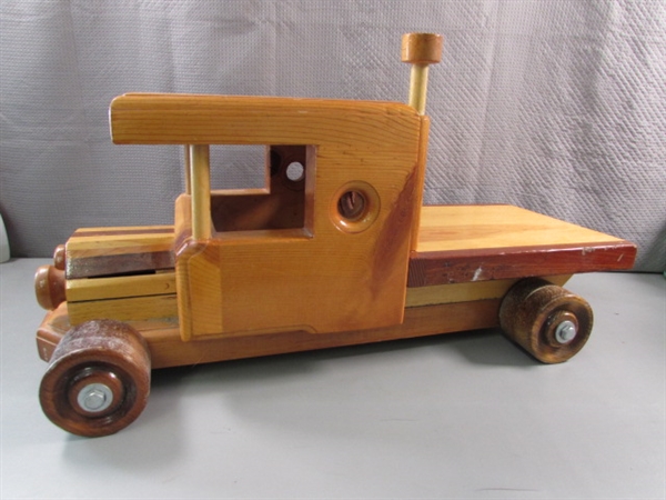 LARGE HAND CRAFTED WOODEN SEMI TRUCK