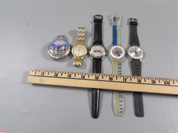 4 VINTAGE WATCHES & A POCKET WATCH
