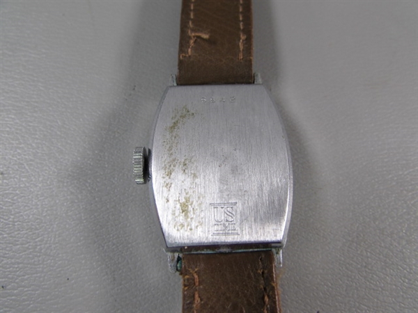 VINTAGE MICKEY & MINNIE MOUSE WATCHES