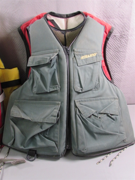 4 LIFE JACKETS