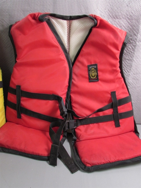 4 LIFE JACKETS