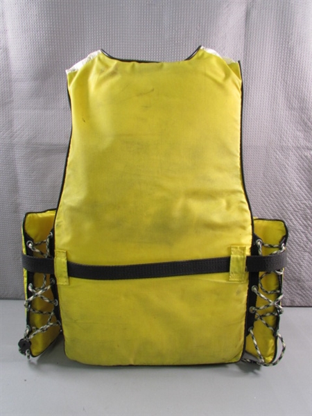 4 LIFE JACKETS