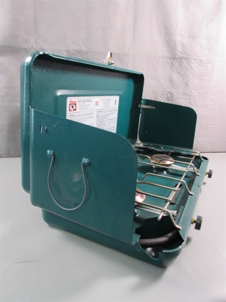 CENTURY PRESSURE REGULATED PROPANE CAMP STOVE