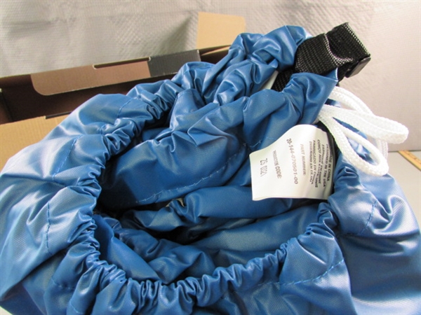 NEW - CLASSIC ACCESSORIES V- HULL BOAT COVER