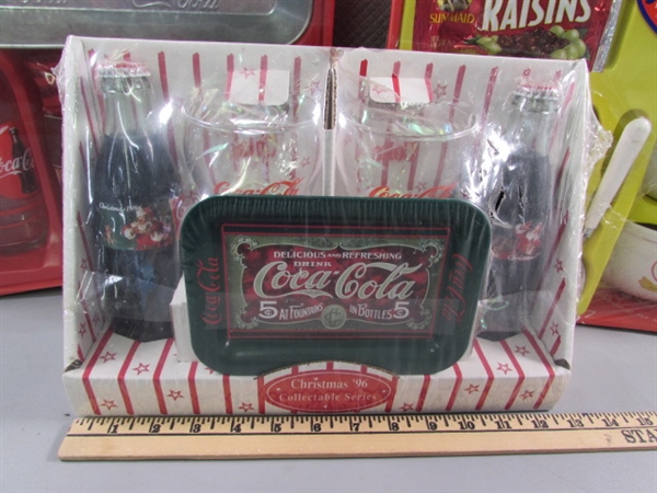 COCA-COLA & QUAKER OATS GIFT SETS - EXPIRED
