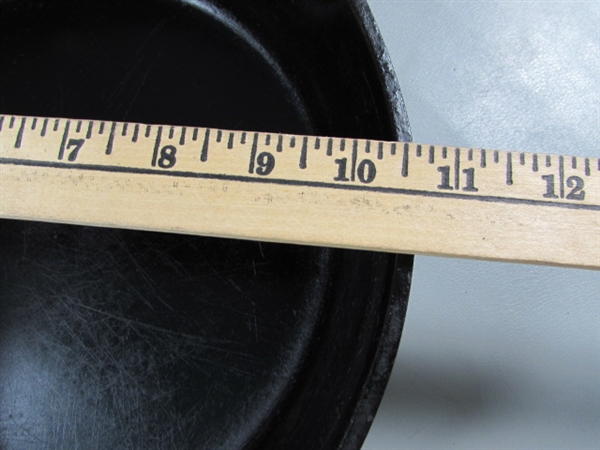 VINTAGE BSR #8 CAST IRON SKILLET