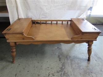 COLONIAL STYLE COFFEE TABLE WITH SIDE STORAGE