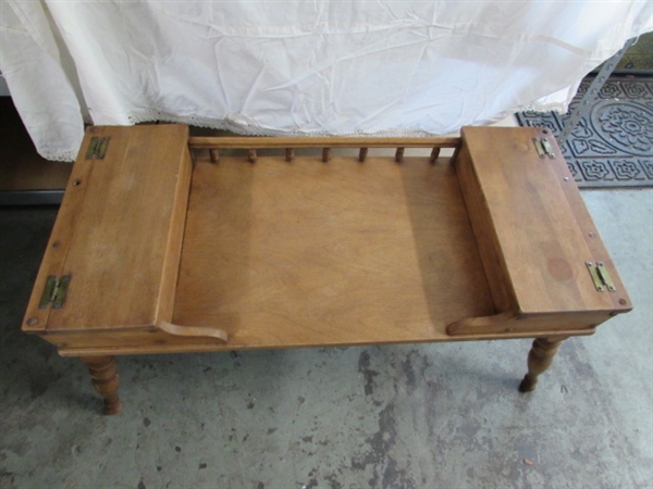 COLONIAL STYLE COFFEE TABLE WITH SIDE STORAGE
