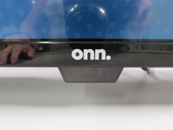 25 ONN ROKU TV