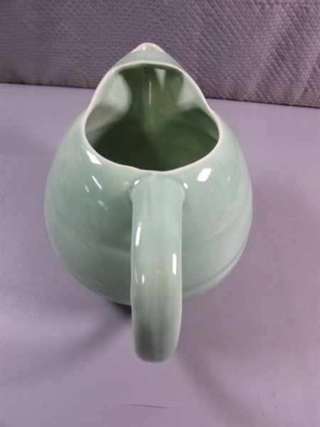 VINTAGE 'BAUER' ICELIP RINGWARE PITCHER - MINT GREEN