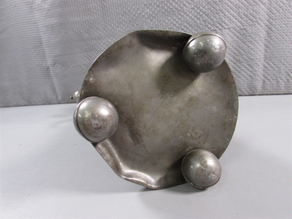 VINTAGE & MODERN BRASS, COPPER & PEWTER ITEMS
