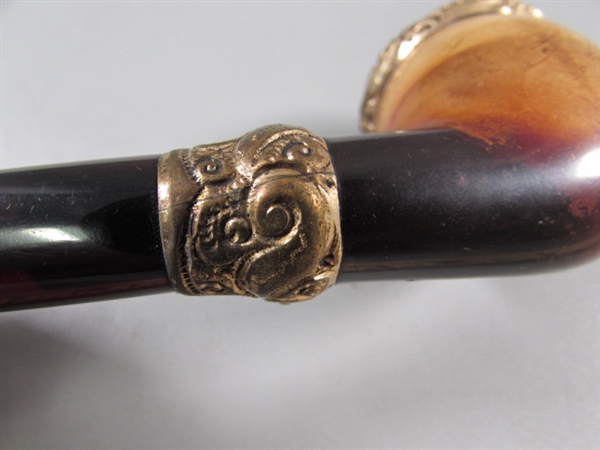 VINTAGE MEERSCHAUM PIPE W/CASE & OTHER VINTAGE PIPES & CIGARETTE HOLDER