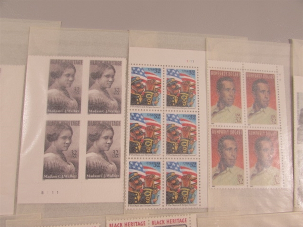 32 CENT US POSTAGE STAMP BLOCKS IN GLASSINE ENVELOPES-UNUSED