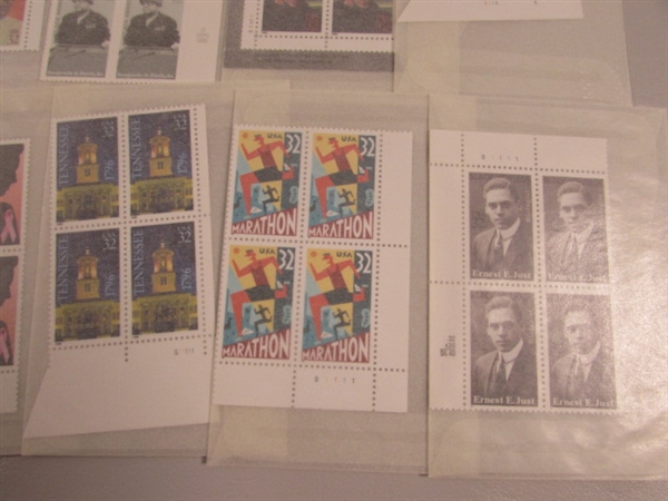 32 CENT US POSTAGE STAMP BLOCKS IN GLASSINE ENVELOPES-UNUSED