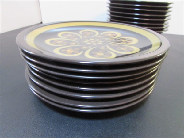 VINTAGE MIKASA (JAPAN) STONEWARE DINNERWARE - SERVICE FOR 8