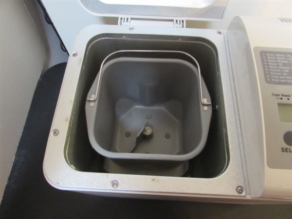 BREADMAN AUTOMATIC BREAD MAKER