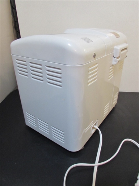 BREADMAN AUTOMATIC BREAD MAKER