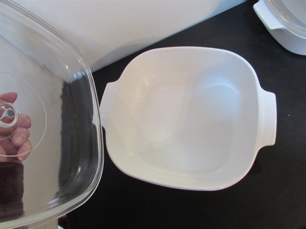 VINTAGE CORNING WARE W/LIDS - 2 DIFFERENT PATTERNS