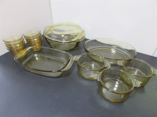 VINTAGE YELLOW MEXICAN GLASS DISHWARE