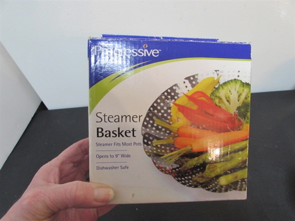 REVERWARE POTS & PANS & STEAMER BASKET