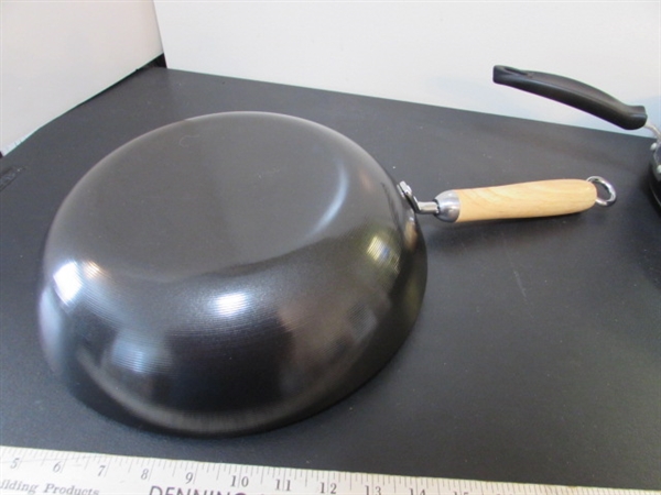 2 SKILLETS & A WOK