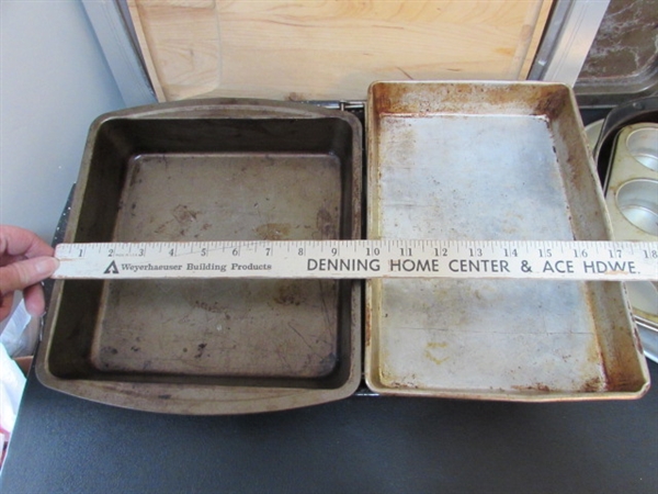 COOKIE SHEETS, MUFFIN TIN, CAKE PANS & MORE