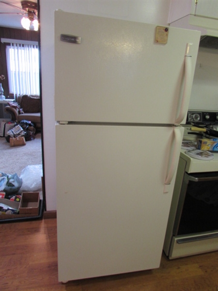 FRIGIDAIRE 16.5 CU FT REFRIGERATOR WITH FROST FREE FREEZER