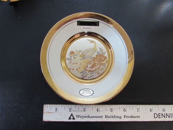 COLLECTION OF ART OF CHOKIN 24KT RIMMED PLATES