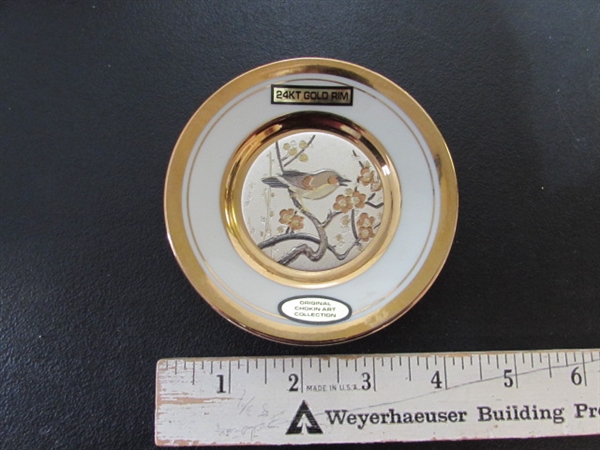 COLLECTION OF ART OF CHOKIN 24KT RIMMED PLATES