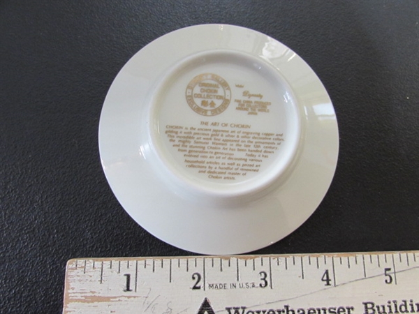 COLLECTION OF ART OF CHOKIN 24KT RIMMED PLATES