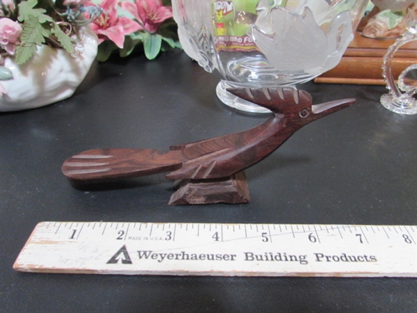 IT'S ALL ABOUT THE BIRDS - DECOR & MORE
