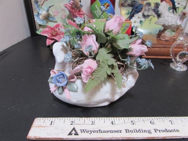 IT'S ALL ABOUT THE BIRDS - DECOR & MORE