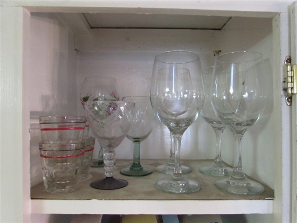 CONTENTS OF CUPBOARD - STEMWARE, DRINKING GLASSES, SOUP MUGS, ETC
