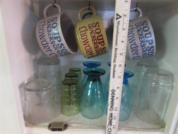 CONTENTS OF CUPBOARD - STEMWARE, DRINKING GLASSES, SOUP MUGS, ETC