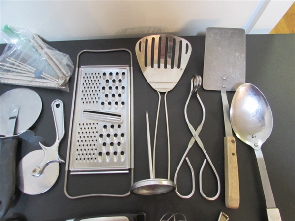 KITCHEN UTENSILS