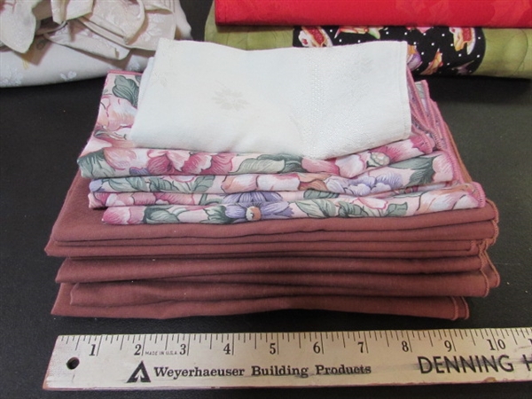 CLOTH PLACEMATS, NAPKINS & MORE