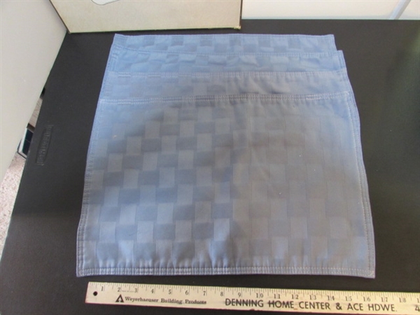 CLOTH PLACEMATS, NAPKINS & MORE