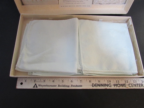 CLOTH PLACEMATS, NAPKINS & MORE