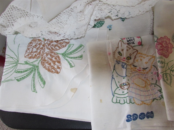 VINTAGE TABLE LINENS & MORE