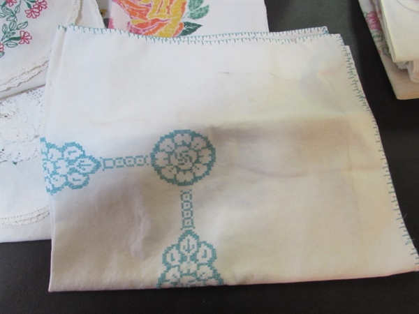 VINTAGE TABLE LINENS & MORE