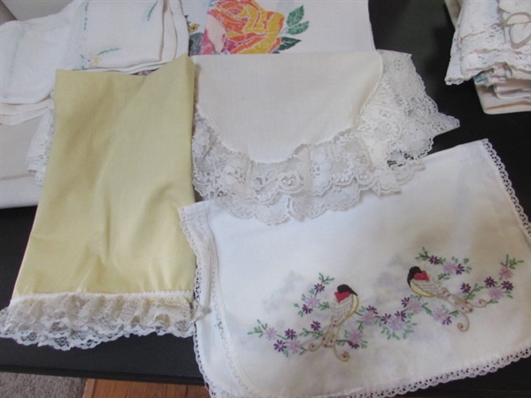VINTAGE TABLE LINENS & MORE