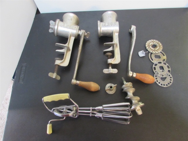 VINTAGE MEAT GRINDERS AND HAND MIXER