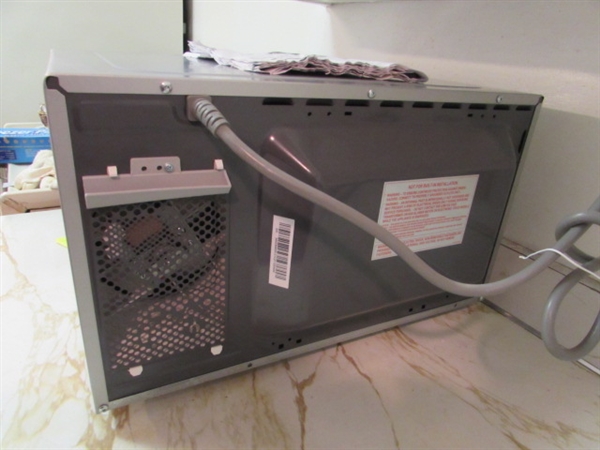 1100 WATT PANASONIC MICROWAVE