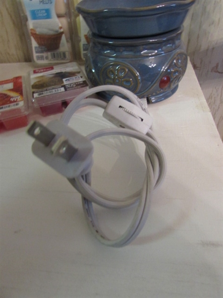 DIFFUSERS, WAX MELT POTS & POTPOURRI POTS