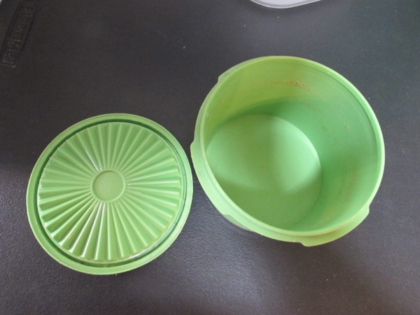 TUPPERWARE CONTAINERS & STERILITE PITCHERS