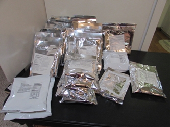 41 MRE MEALS - CHEESY MAC, CREAMY VEGETABLE & MOE