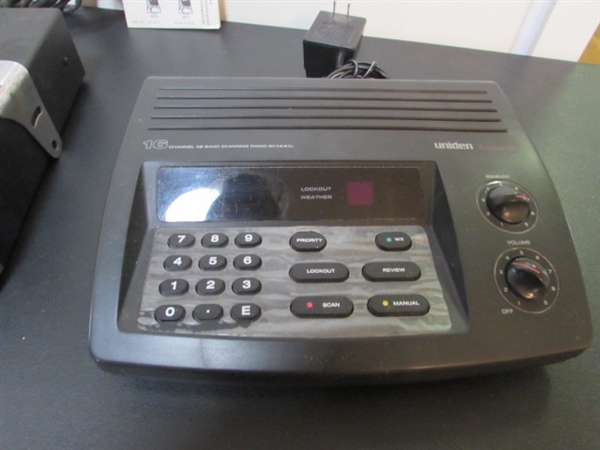 VINTAGE ROYCE CB W/MIC & UNIDEN BEARCAT SCANNER