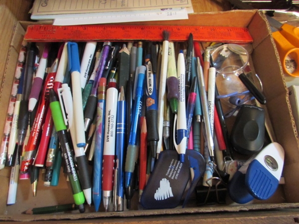 CONTENTS OF 2 DRAWERS