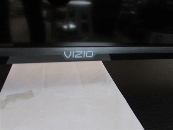 50 VIZIO FLAT SCREEN TV WITH STAND
