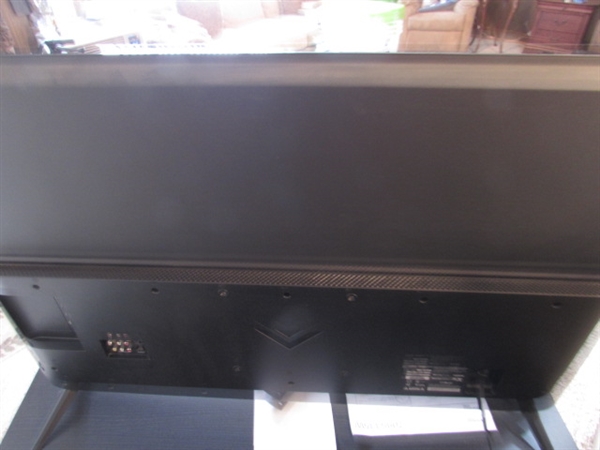 50 VIZIO FLAT SCREEN TV WITH STAND